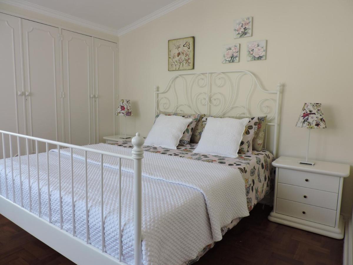 Petunia - Guest House Cascais Room photo